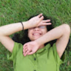 Meet your Posher, Alona